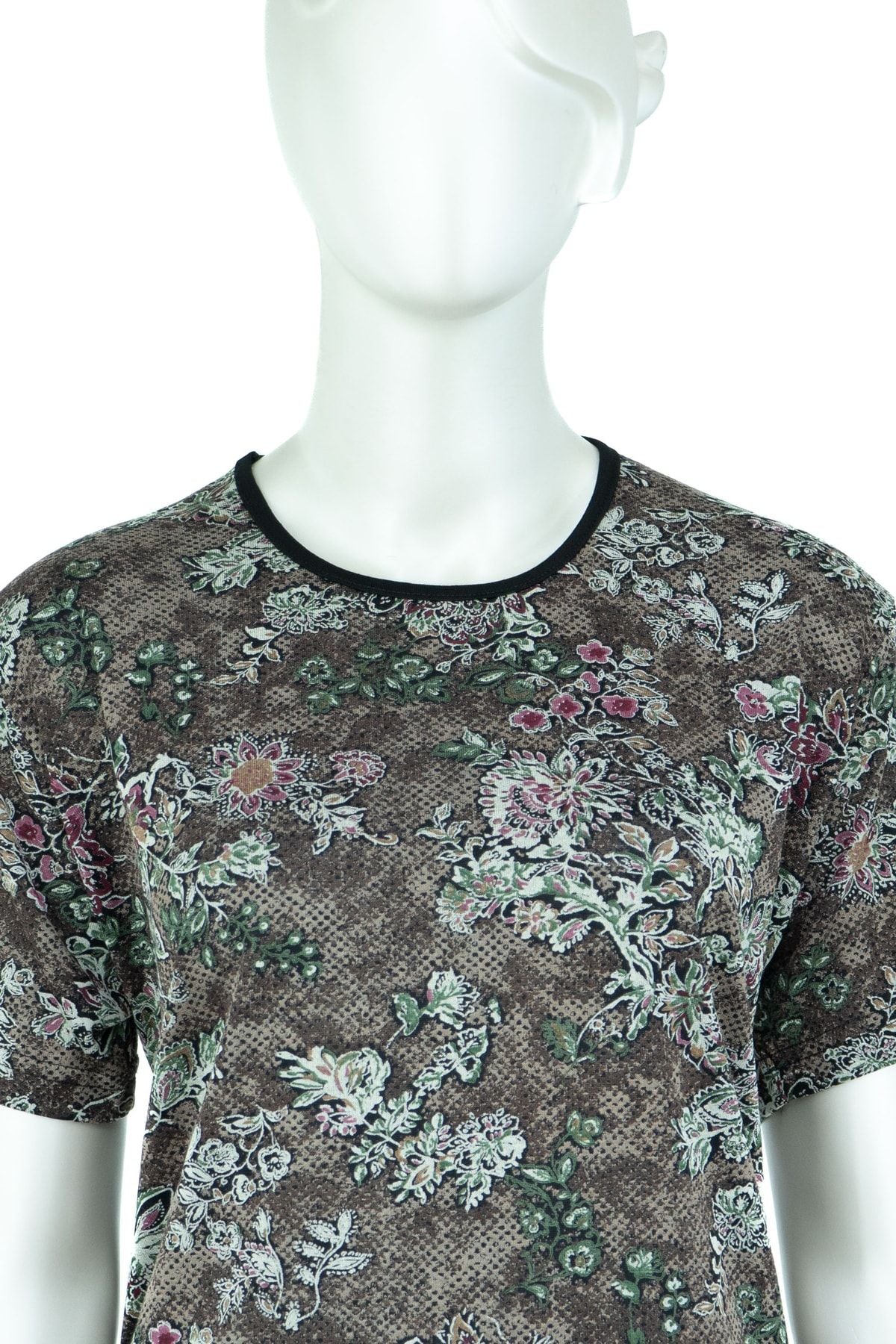 Kadın Gül Desenli Yuvarlak Yaka Kısa Kollu Tam Kalıp Turlu Viskon Penye Kumaş Anne Bluz